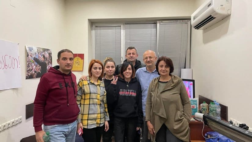 ზუგდიდის საკრებულოს ხუთმა წევრმა შიმშილობა შეწყვიტა