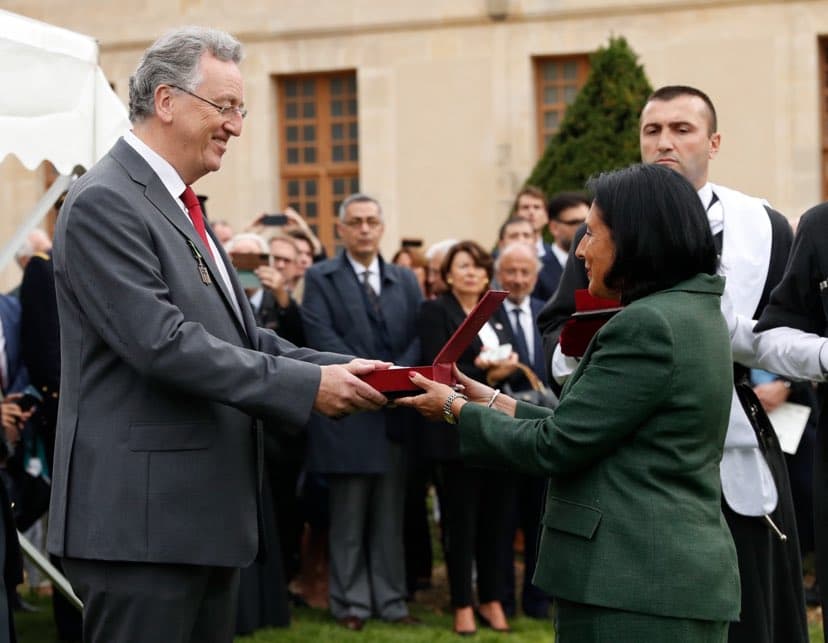 სალომე ზურაბიშვილმა დიმიტრი ამილახვარს საქართველოს ეროვნული გმირის წოდება მიანიჭა