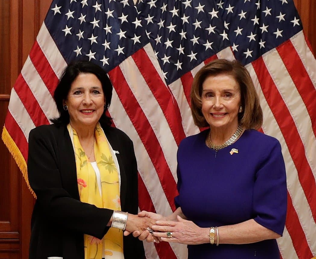 Frontnews image description