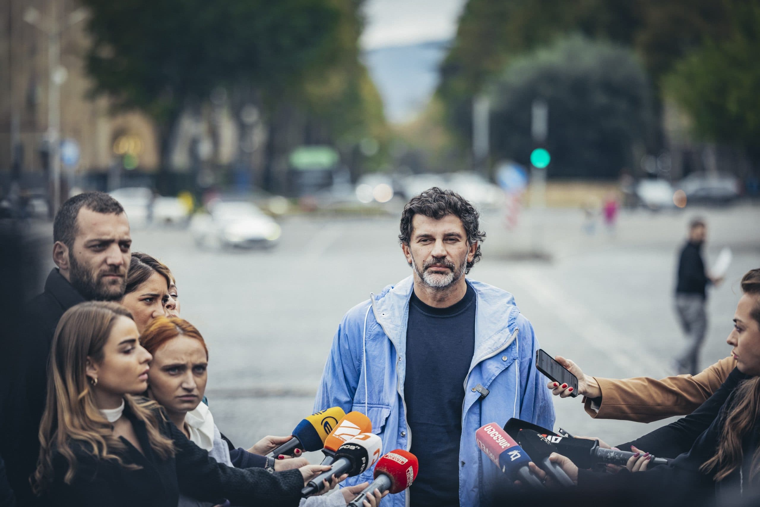 Frontnews image description