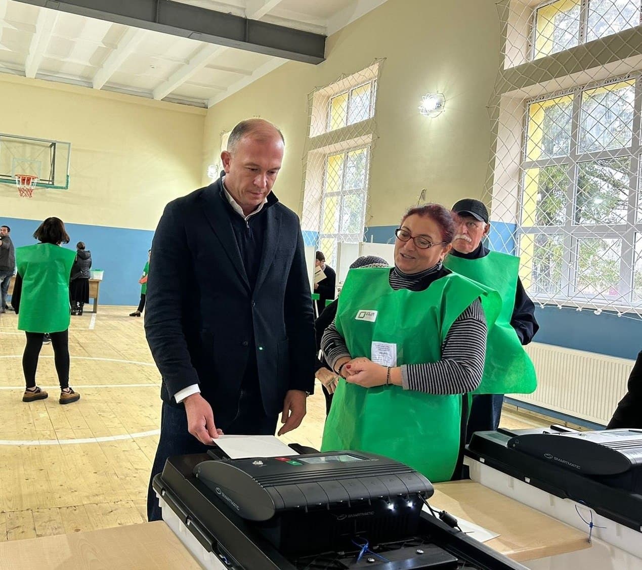 Frontnews image description