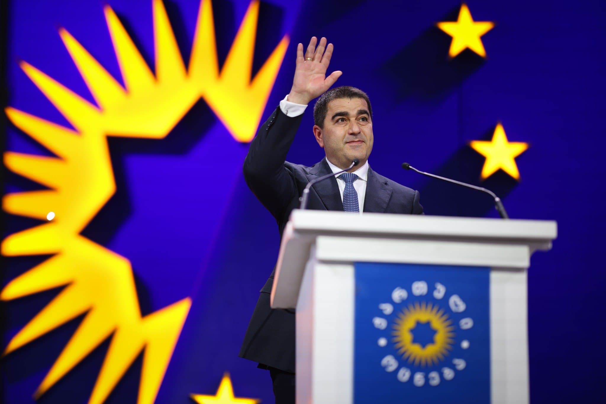 Frontnews image description