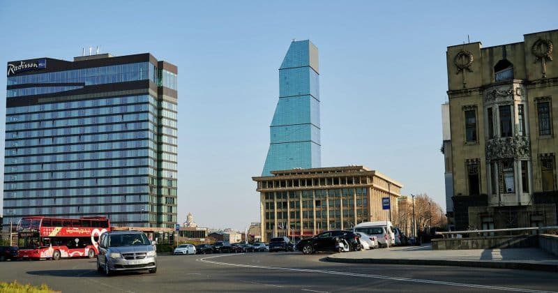 საფეხბურთო მატჩის ტრანსლაციის გამო, პირველი რესპუბლიკის მოედანზე ტრანსპორტის მოძრაობა აიკრძალება