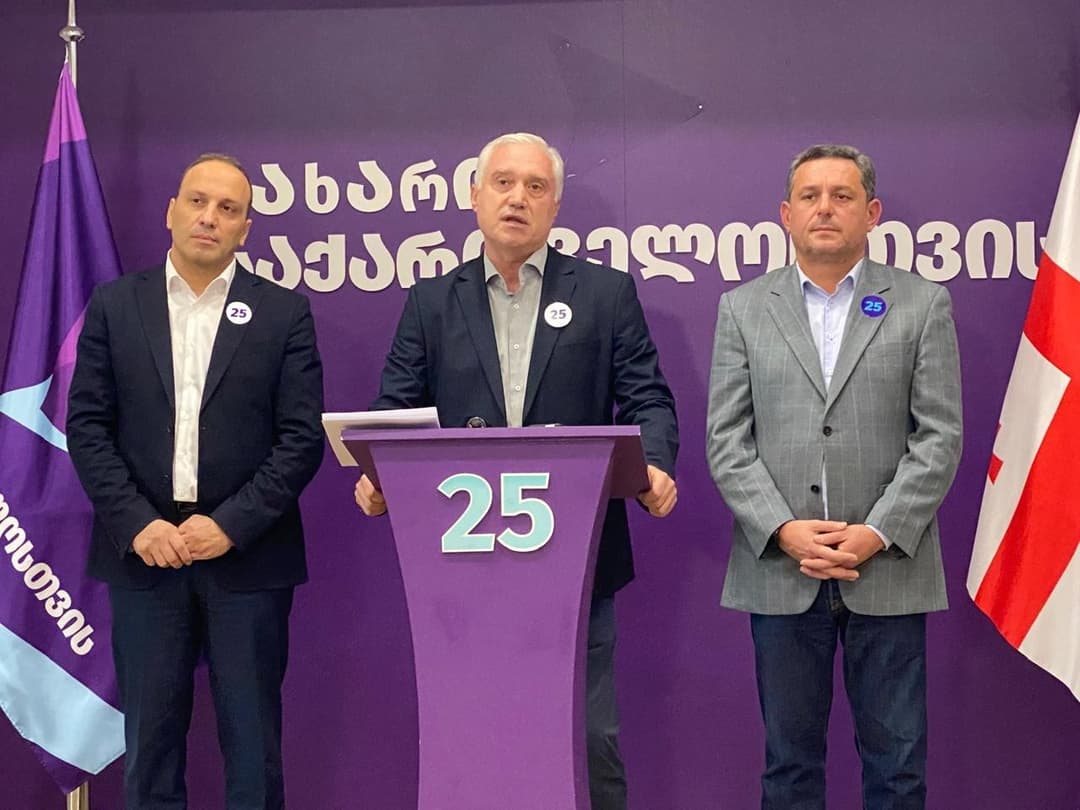 ზვიად ძიძიგური – რა ტერიტორიული მთლიანობის აღდგენა, ეს ხომ ბლეფია, ეს ხომ “გარეჯი საქართველოას” გამეორებაა