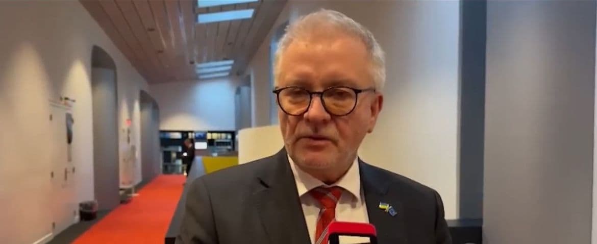 Frontnews image description