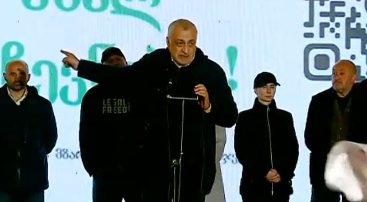 მამუკა ხაზარაძე – მე ვდგავარ მართალ მხარეს, იმ ხალხთან ერთად, რომელიც არ გაატანს ამ ქვეყანას არცერთ ჩვენს მტერს