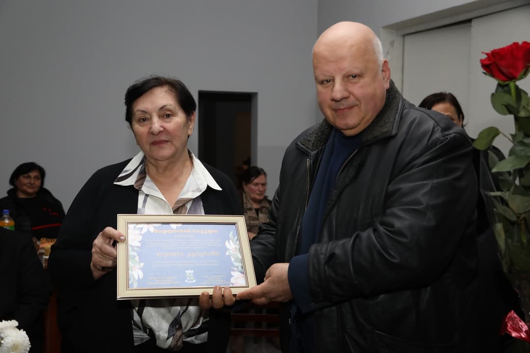 წყალტუბოში ცნობილ სპორტსმენთან ლეილა კვიციანთან შეხვედრა გაიმართა