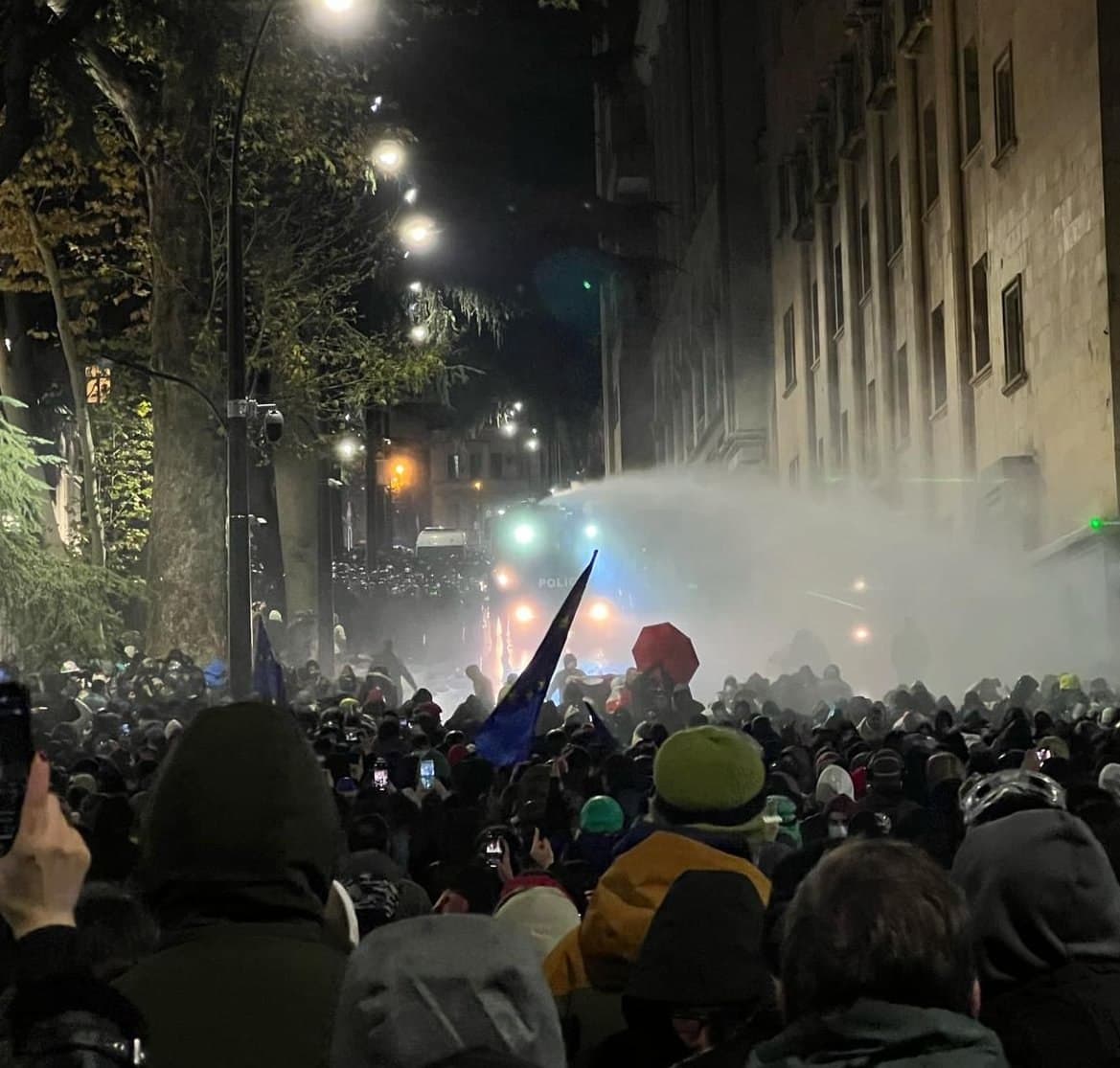 Frontnews image description