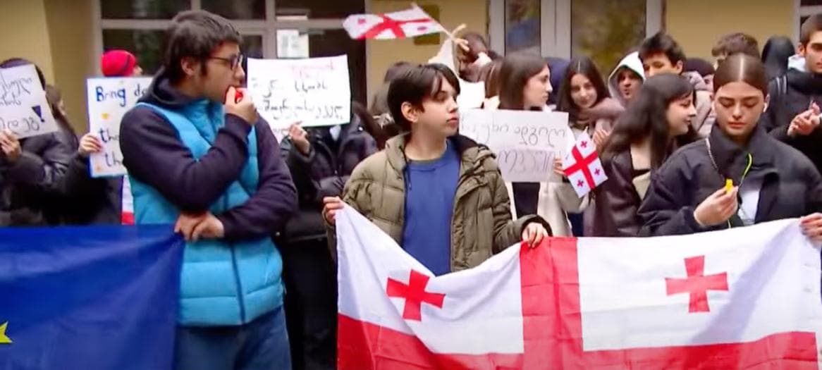 Frontnews image description