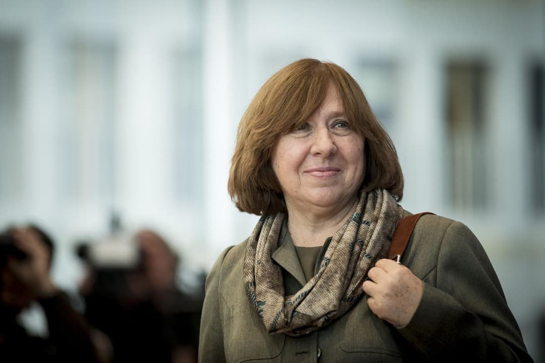 Svetlana Alexievich expresses support for Georgian protesters: “Stand day and night—only then you will win”