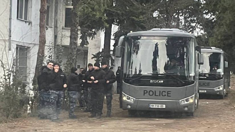 Frontnews image description