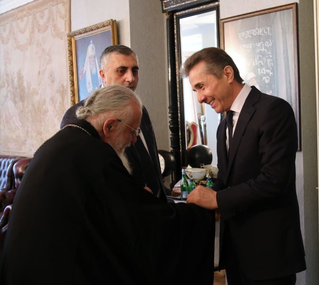 ბიძინა ივანიშვილი – ჩვენი უწმინდესი კვლავ შეუდრეკლად დგას სულიერი შვილების სიმტკიცისა და ღირებულებებისადმი ერთგულების სადარაჯოზე