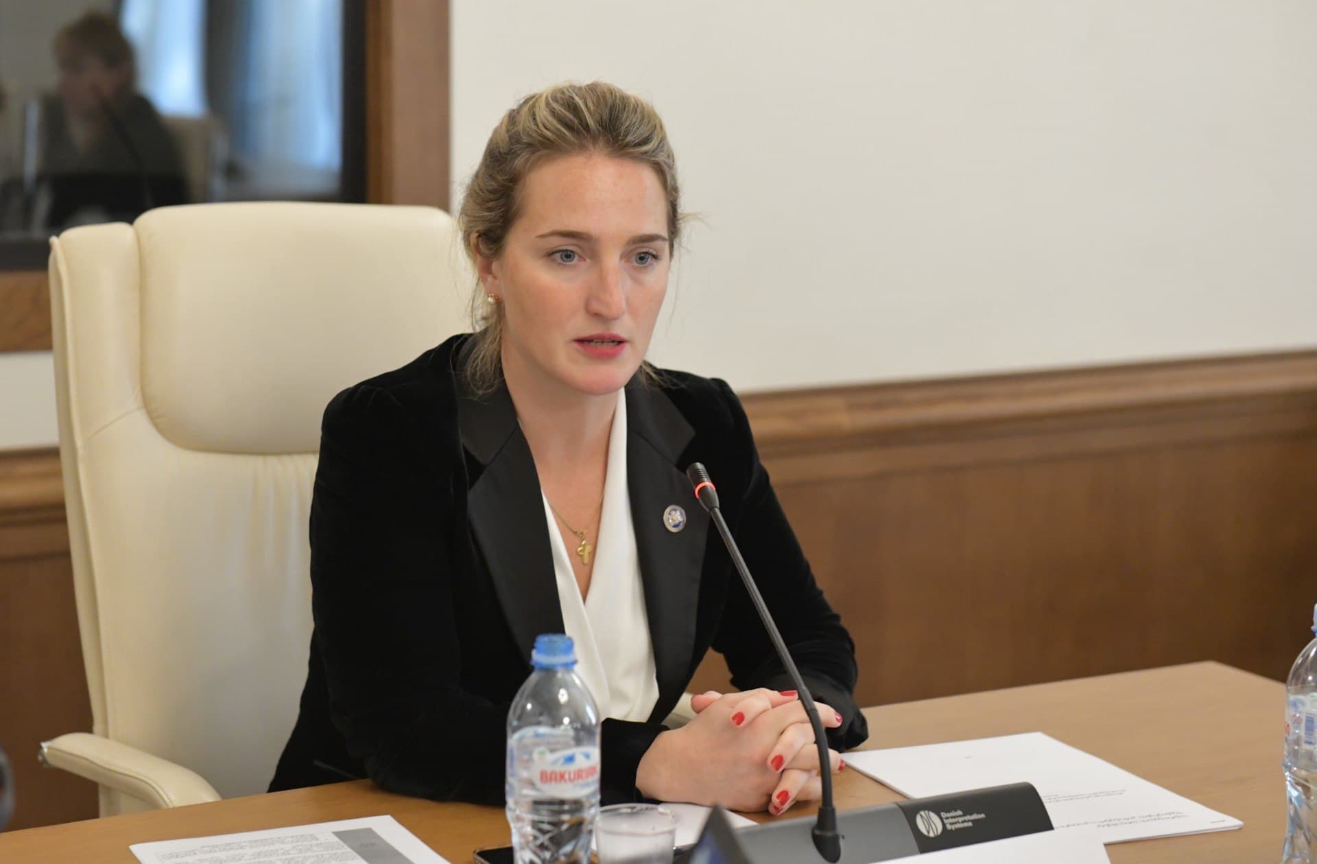 Frontnews image description