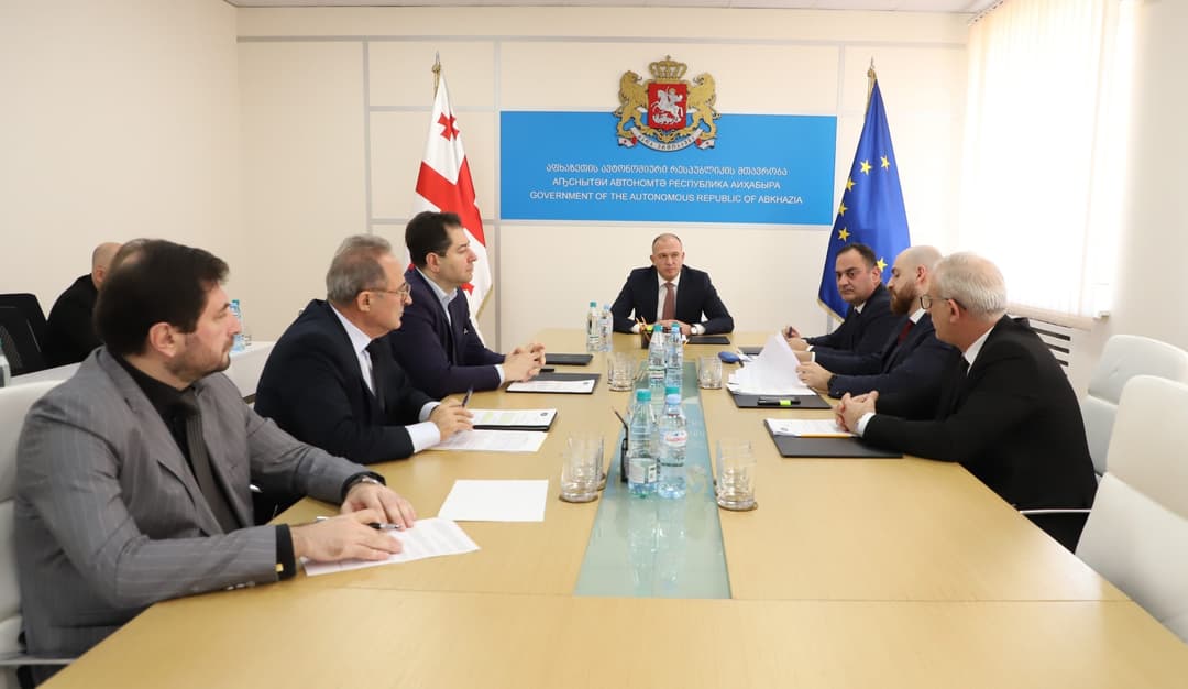 ლევან მგალობლიშვილი – აფხაზეთის მთავრობის 2025 წლის პრიორიტეტი ახალგაზრდული მიმართულების გაძლიერება და დევნილთა საჭიროებების ეფექტური გადაწყვეტა იქნება