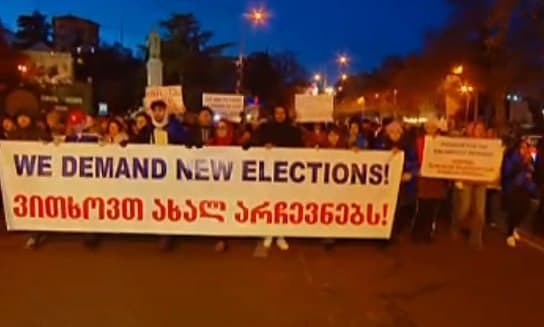 თბილისში ერთდროულად რამდენიმე აქცია-მსვლელობა იმართება