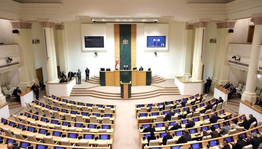 პარლამენტმა ტერიტორიული მთლიანობის აღდგენისა და დეოკუპაციის საკითხებთან დაკავშირებული დროებითი კომისიის შექმნას მხარი დაუჭირა