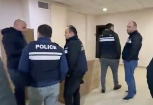 Frontnews image description