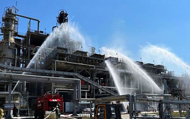 Ukrainian forces strike Russian oil facility in Rostov region