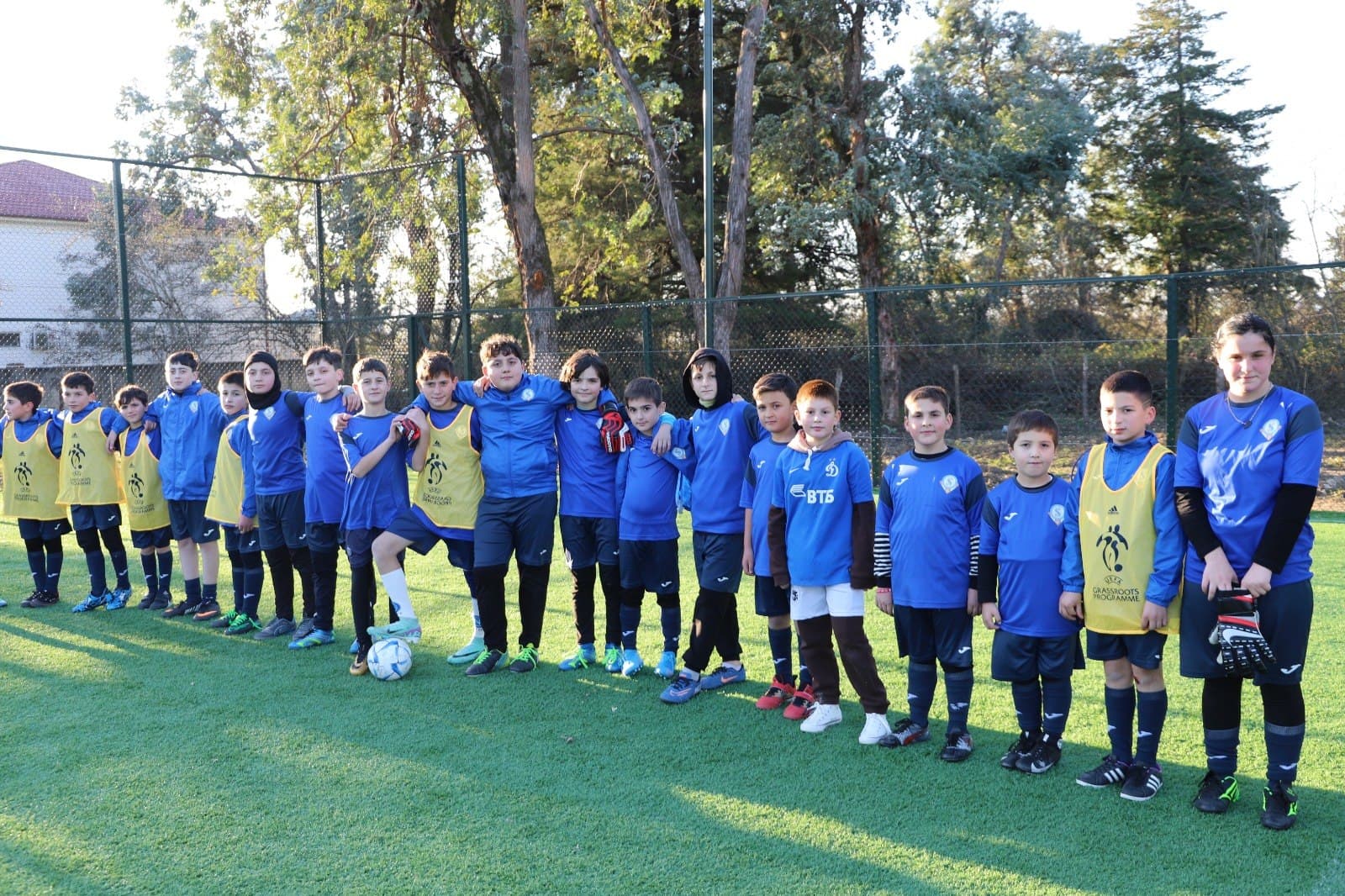 Frontnews image description