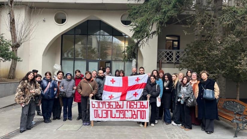 “ვაცხადებთ დაუმორჩილებლობას, დღეიდან ჩვენ ბრძოლას სამხატვრო აკადემიის კედლებიდან გავაგრძელებთ”