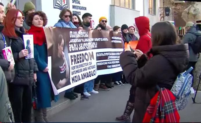 Frontnews image description