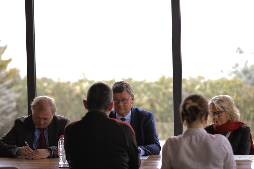 ევროპის საბჭოს საპარლამენტო ასამბლეის მონიტორინგის კომიტეტის თანამომხსენებლები გიორგი გახარიას სახლში ეწვივნენ