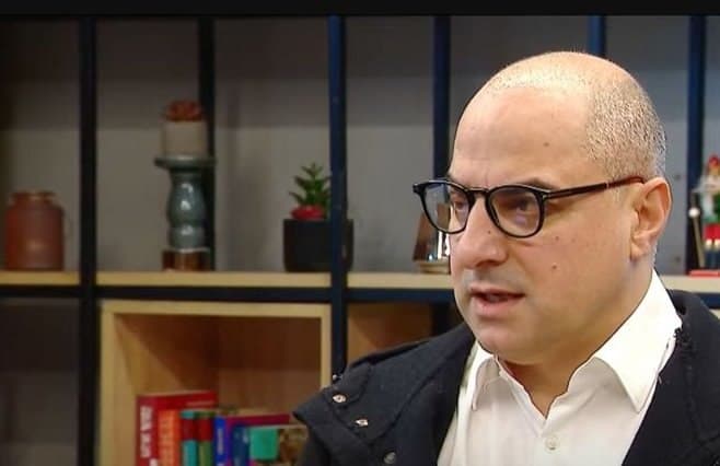 Frontnews image description