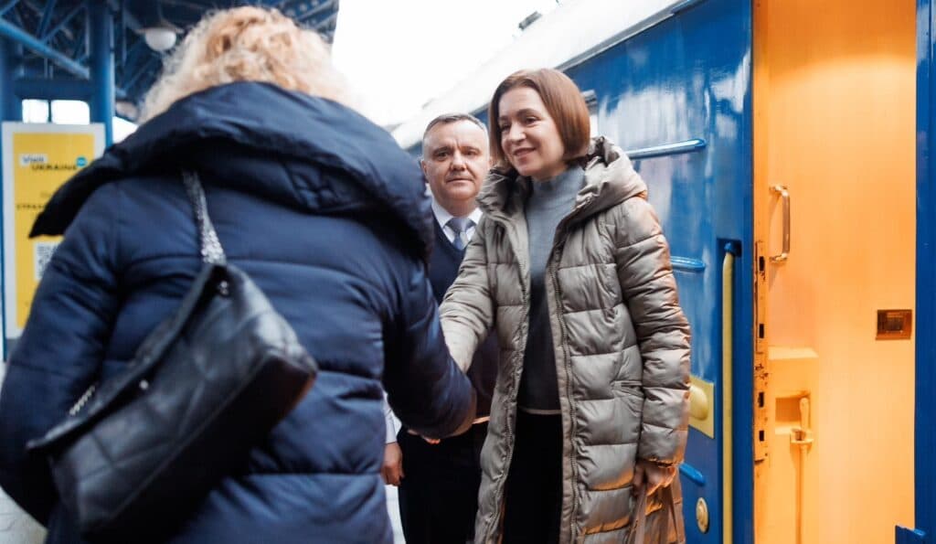 Frontnews image description