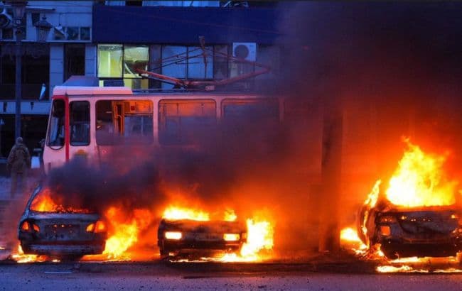 Russian strike on Zaporizhzhia industrial site Kills 1, injures 30