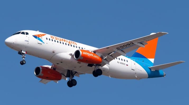 რუსული “აზიმუტის” თვითმფრინავში, თბილისი-სანკტ-პეტერბურგის რეისზე გაუმართაობის სიგნალი ჩაირთო