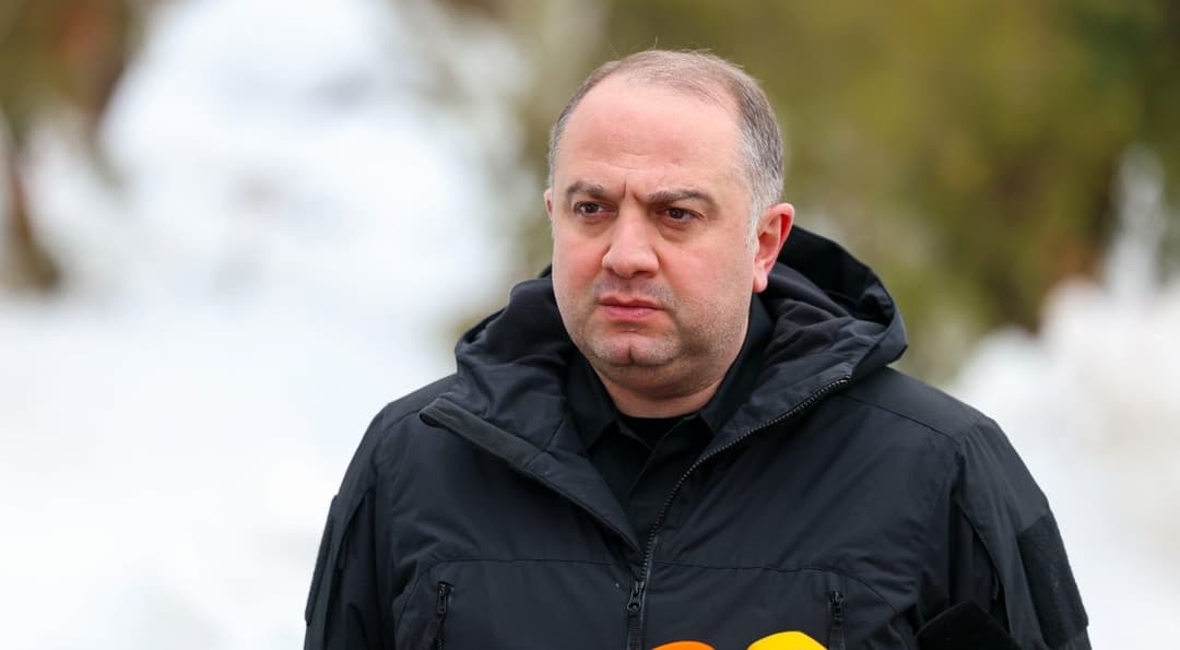 ირაკლი ჩიქოვანი – მასშტაბური სპეკულაცია და დეზინფორმაციის გავრცელება ემსახურება სტიქიის შედეგების აღმოფხვრის პროცესში ჩართულების შრომის დისკრედიტაციას