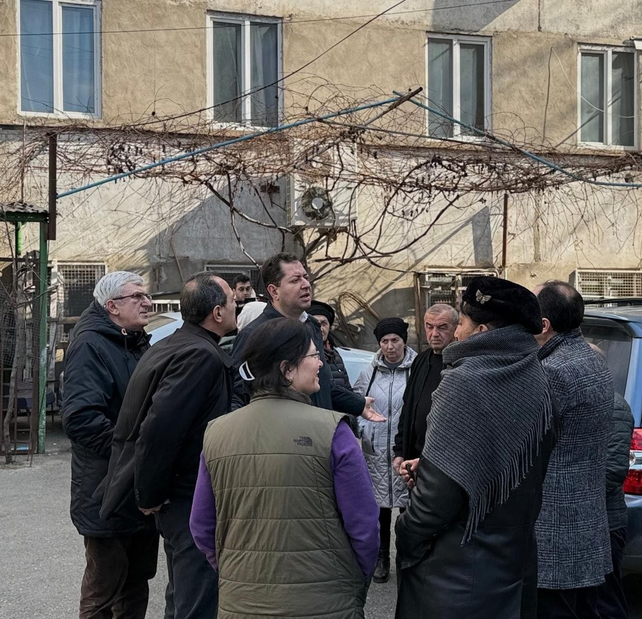 Frontnews image description