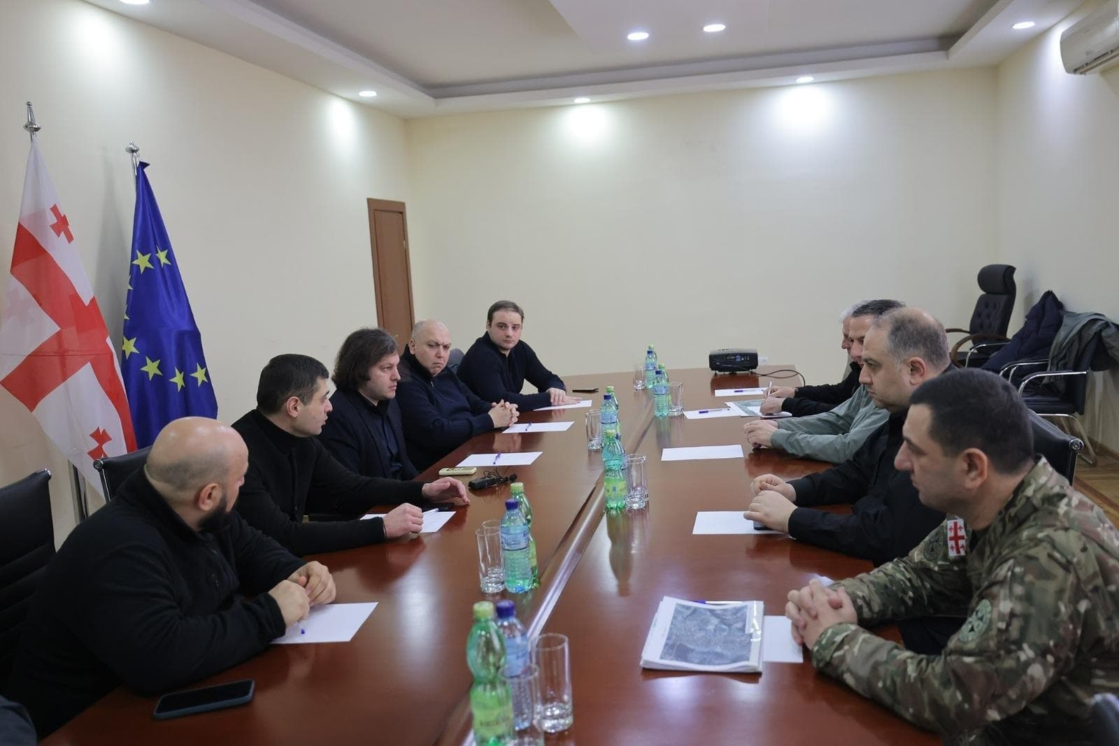 Frontnews image description