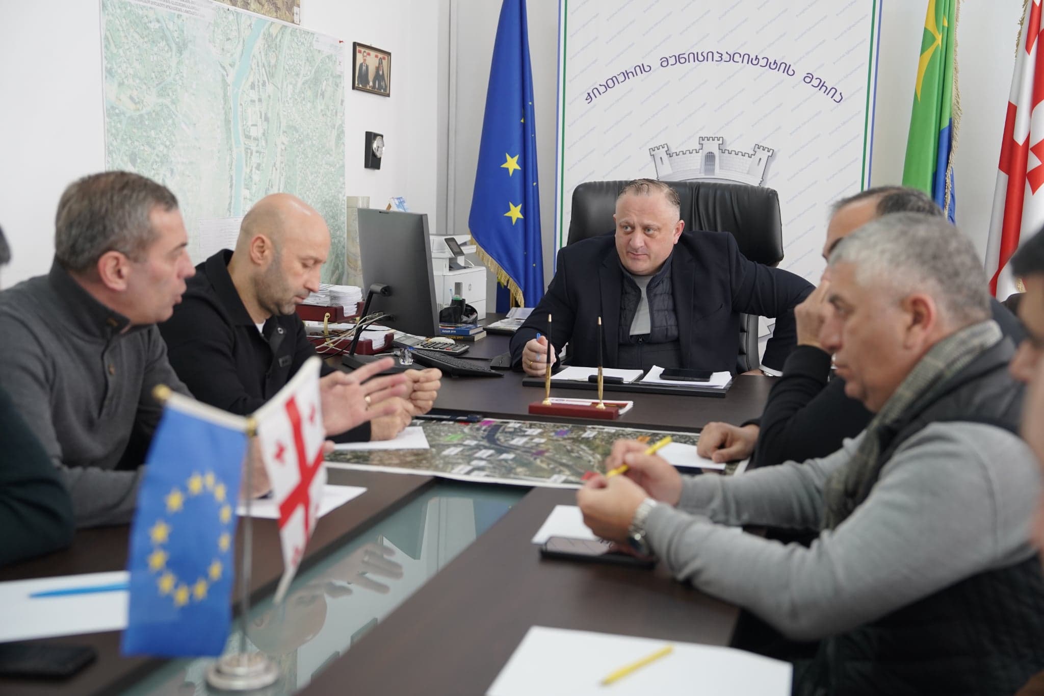 Frontnews image description