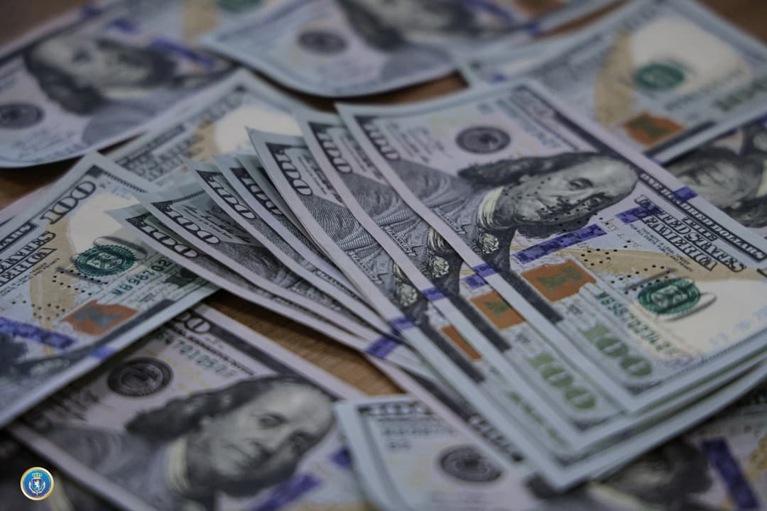 ყალბი ფულის გასაღების ფაქტზე უცხო ქვეყნის მოქალაქე დააკავეს