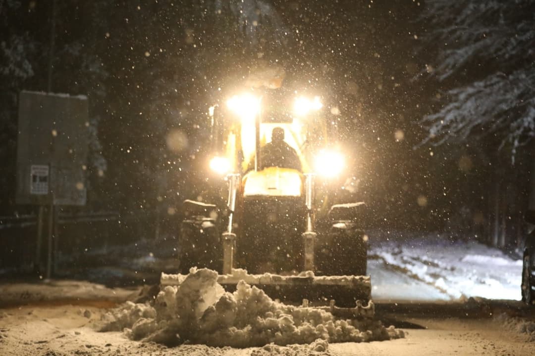 სამეგრელოში თოვლის გაწმენდითი სამუშაოები ყველა მუნიციპალიტეტში მიმდინარეობს