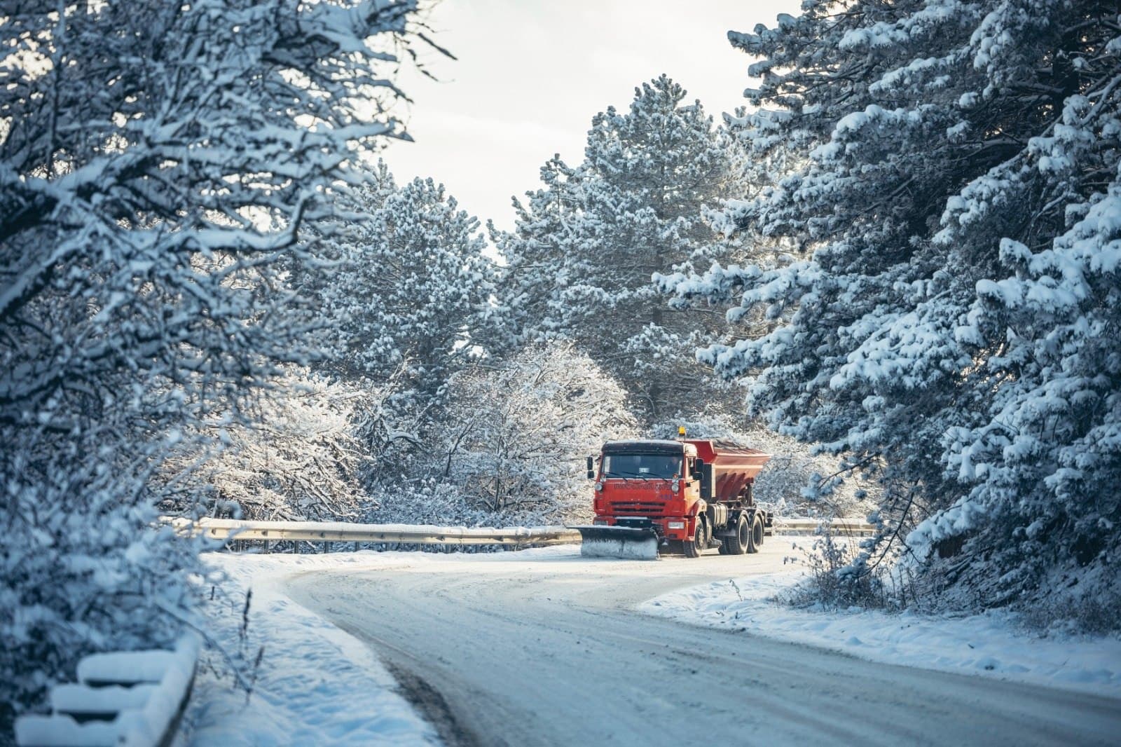 Frontnews image description