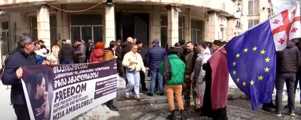 Frontnews image description