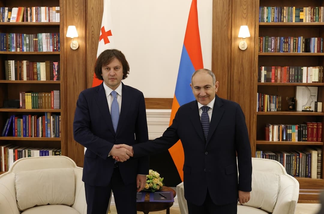 Georgian PM meets Armenian counterpart in Yerevan