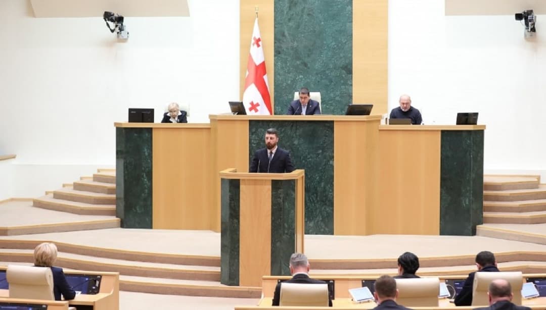 პარლამენტმა ნარკოდანაშაულთან ბრძოლის გაძლიერების თაობაზე საკანონმდებლო ცვლილებებს პირველი მოსმენით მხარი დაუჭირა