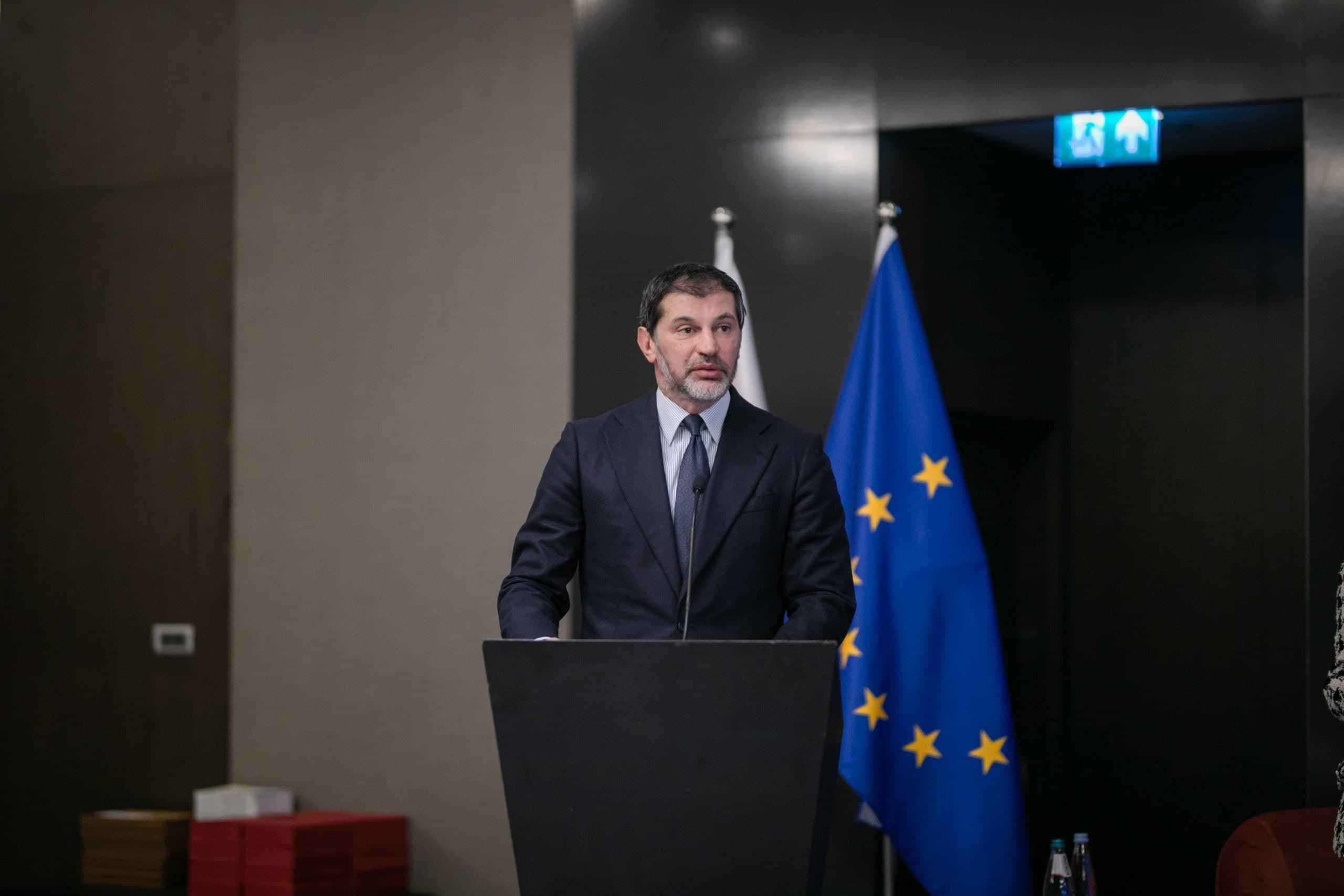 Frontnews image description