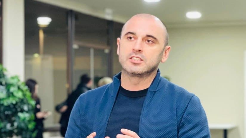 Frontnews image description