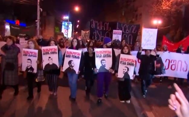 პროტესტის მე-100 დღეს თბილისსა და რეგიონებში საპროტესტო აქციები გაიმართა