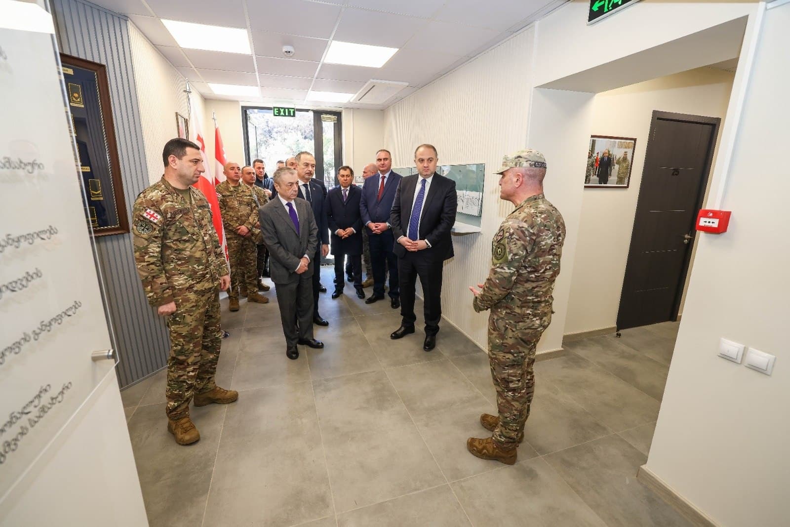 Frontnews image description