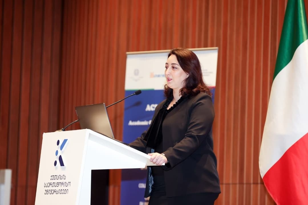 ქუთაისის საერთაშორისო უნივერსიტეტი ნეაპოლის უნივერსიტეტთან ერთად მედიცინის ინგლისურენოვან პროგრამას იწყებს