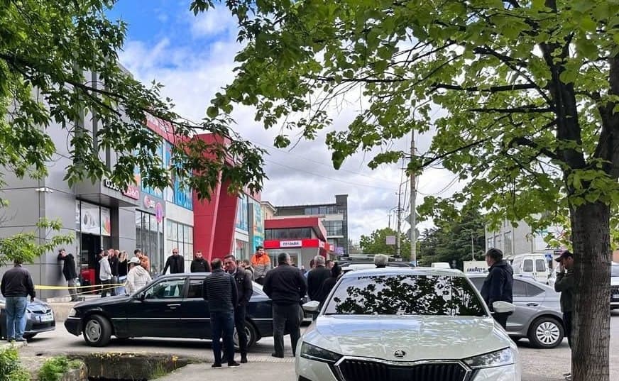 გორში მომხდარი მკვლელობის და დაჭრის ფაქტთან დაკავშირებით ერთი პირი დააკავეს