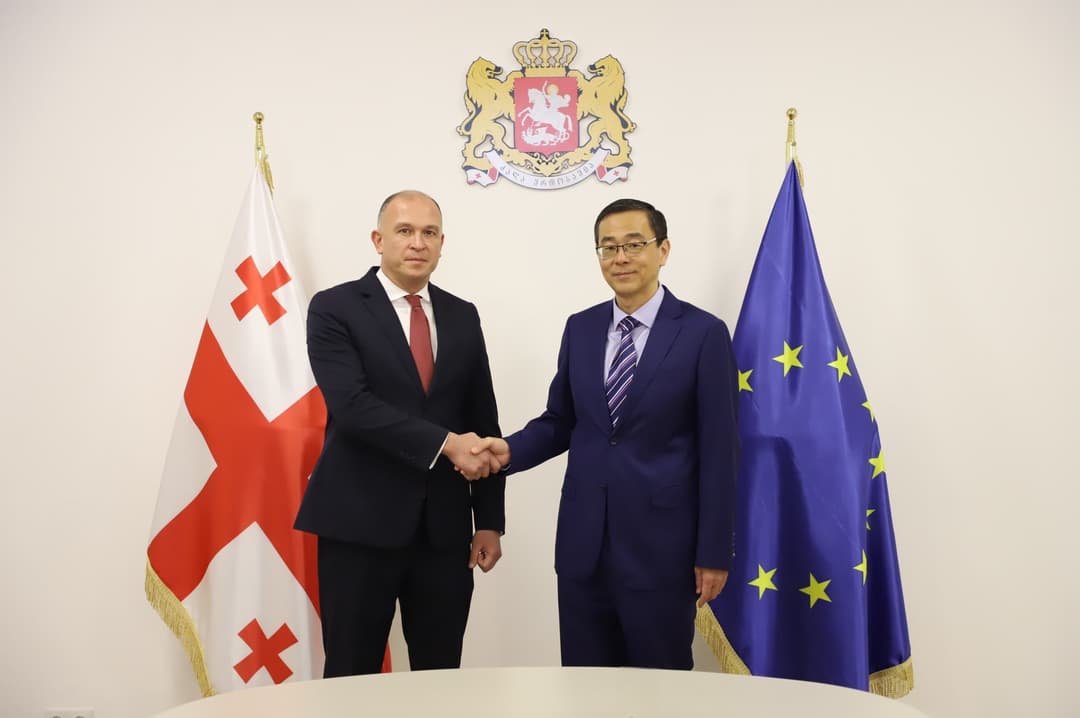 Abkhazian Gov’t head meets Chinese Ambassador to Georgia