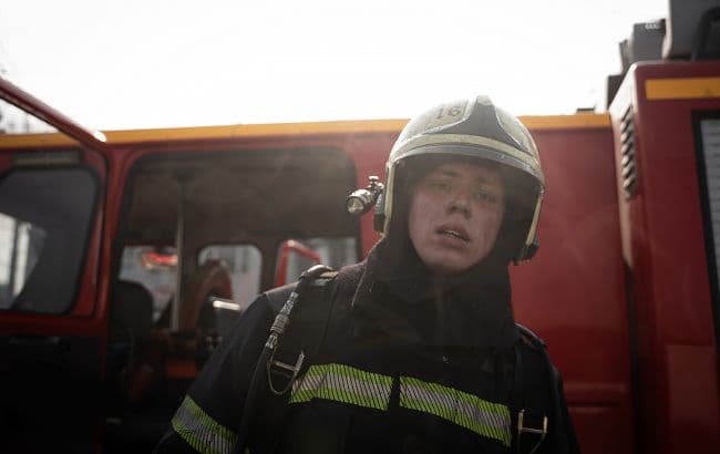 Frontnews image description