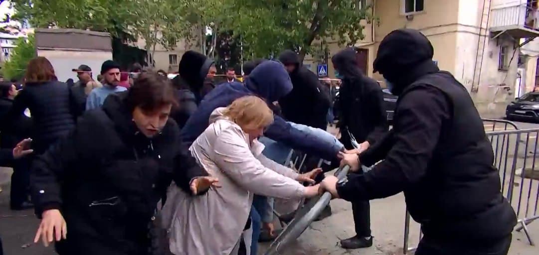 Frontnews image description