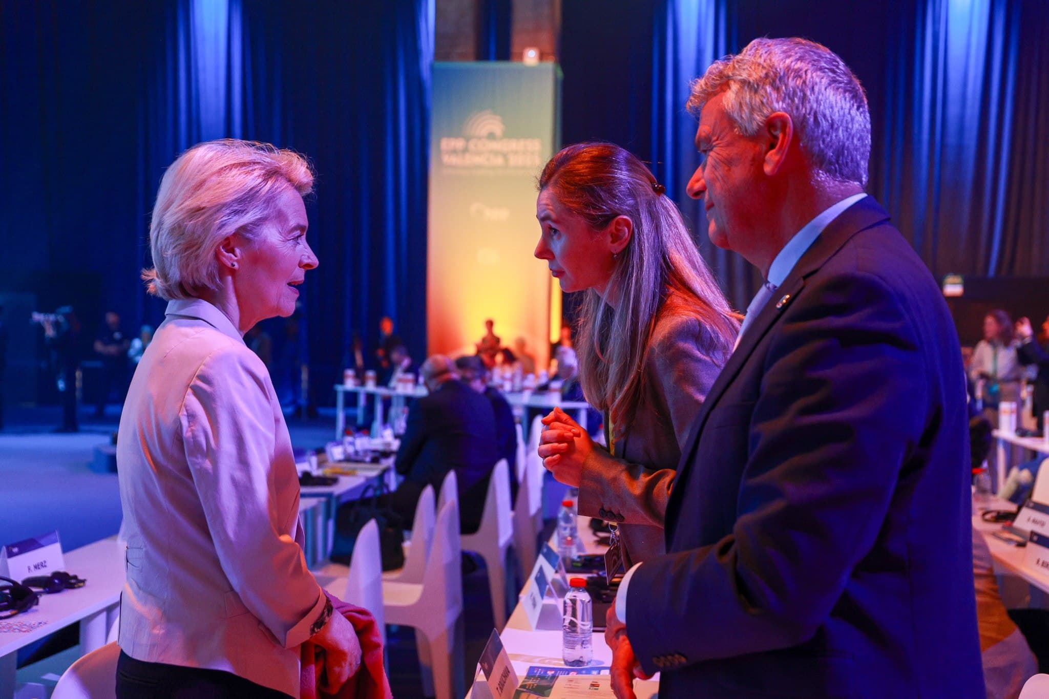 Frontnews image description